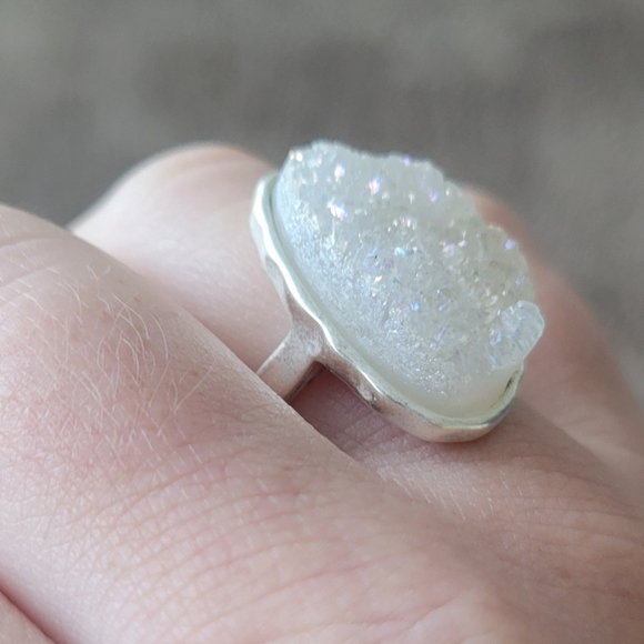 Quartz Ring - Picture 4 of 4